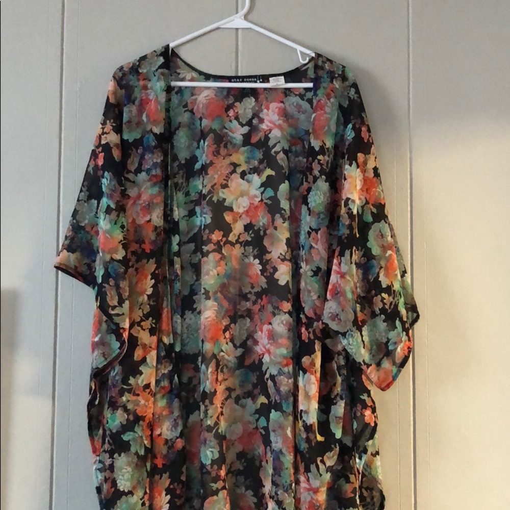 Star Scene Kimono Size 3XL